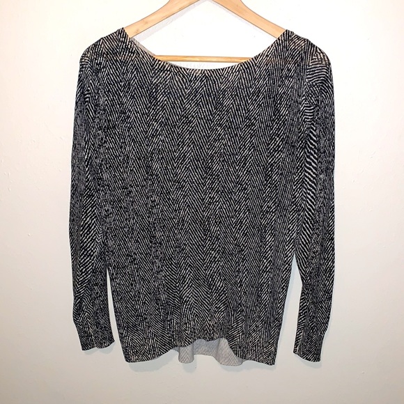 WHBM Herringbone Pattern Pullover Sweater - Picture 3 of 5
